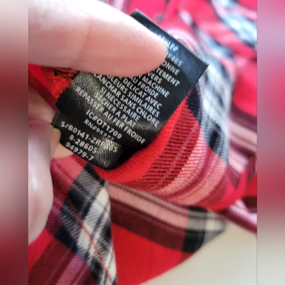 Sanctuary Plaid Boyfriend Shirt in Red Small - Picture 7 of 9